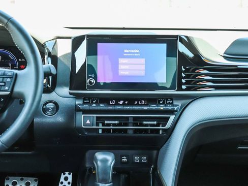 Certified 2025 Toyota Camry SE w/ Convenience Package FWD image 16