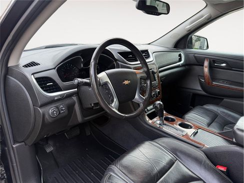 Used 2014 Chevrolet Traverse LTZ image 10