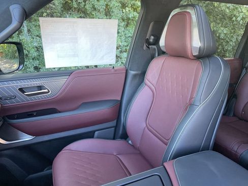 New 2026 INFINITI QX80 Autograph w/ Premium Cargo Package image 14