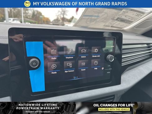 New 2026 Volkswagen Jetta SE image 22