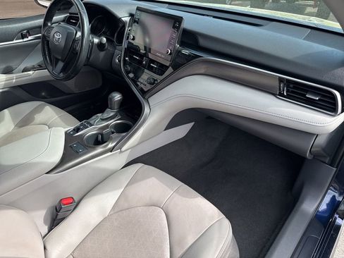 Used 2021 Toyota Camry XSE image 25