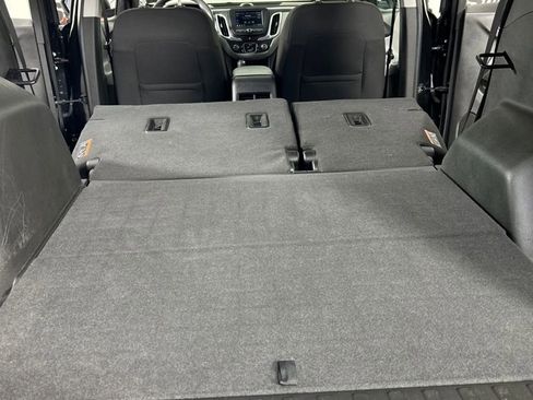 Used 2020 Chevrolet Equinox LS image 21