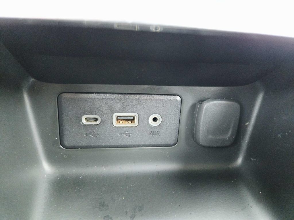 Used 2019 GMC Terrain SLE FWD image 28