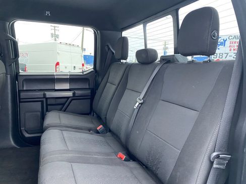 Used 2018 Ford F150 XLT w/ Equipment Group 302A Luxury image 14