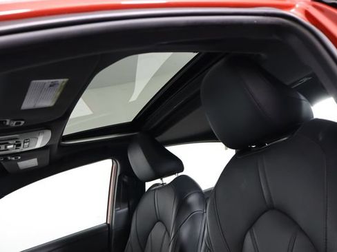 Used 2021 Toyota Avalon XLE w/ Moonroof Package FWD image 22