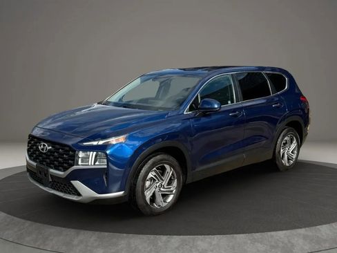 Used 2021 Hyundai Santa Fe SE image 1