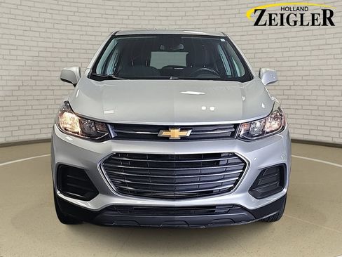 Used 2020 Chevrolet Trax LS w/ Tint and Cruise Package AWD/4WD image 2