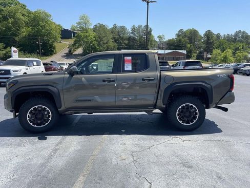 New 2026 Toyota Tacoma TRD Off-Road image 5