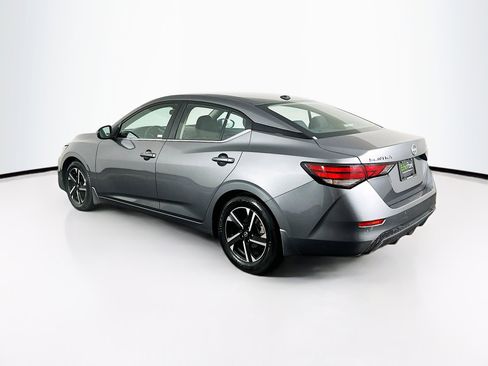 Used 2024 Nissan Sentra SV image 5