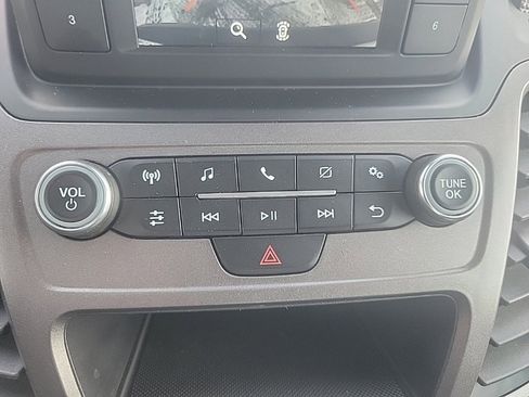 Used 2022 Ford Transit Connect XL image 12