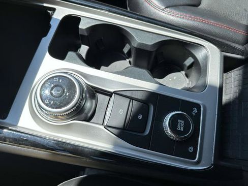 Used 2022 Ford Explorer ST-Line image 27