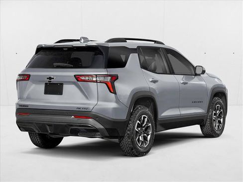 New 2026 Chevrolet Equinox ACTIV FWD image 2