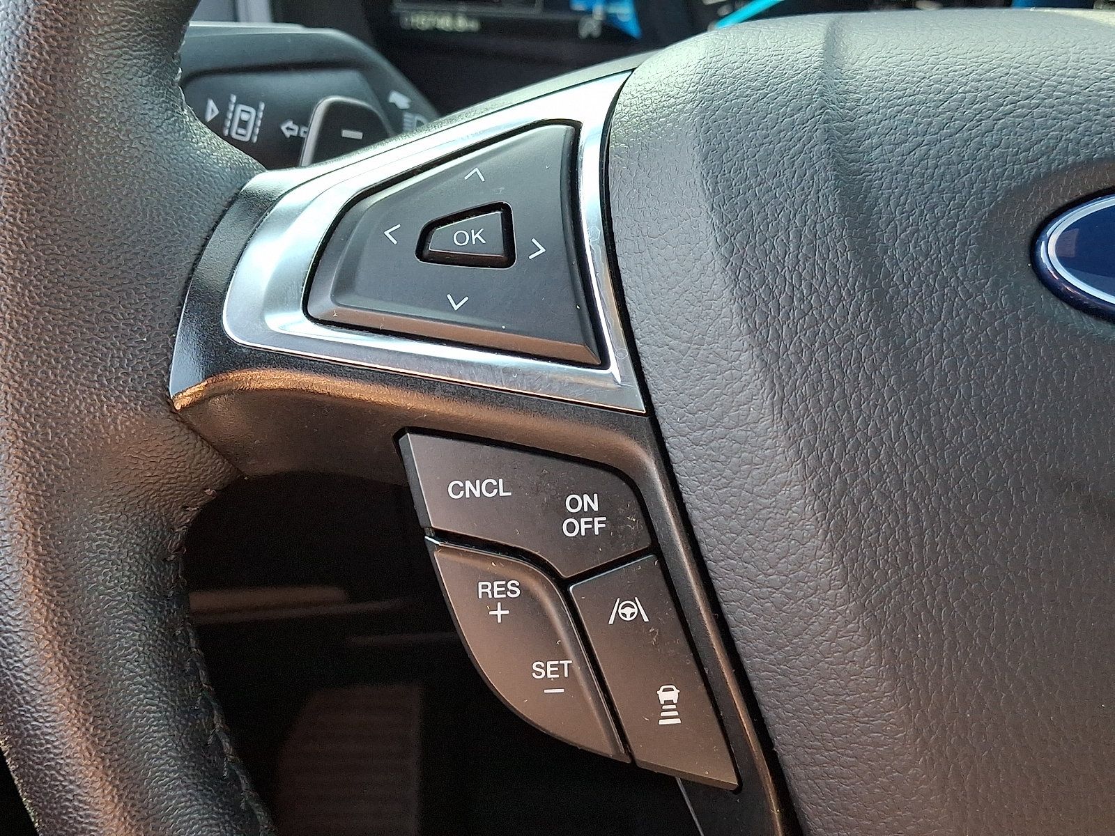 Used 2024 Ford Edge Titanium w/ Titanium Elite Package AWD/4WD image 29