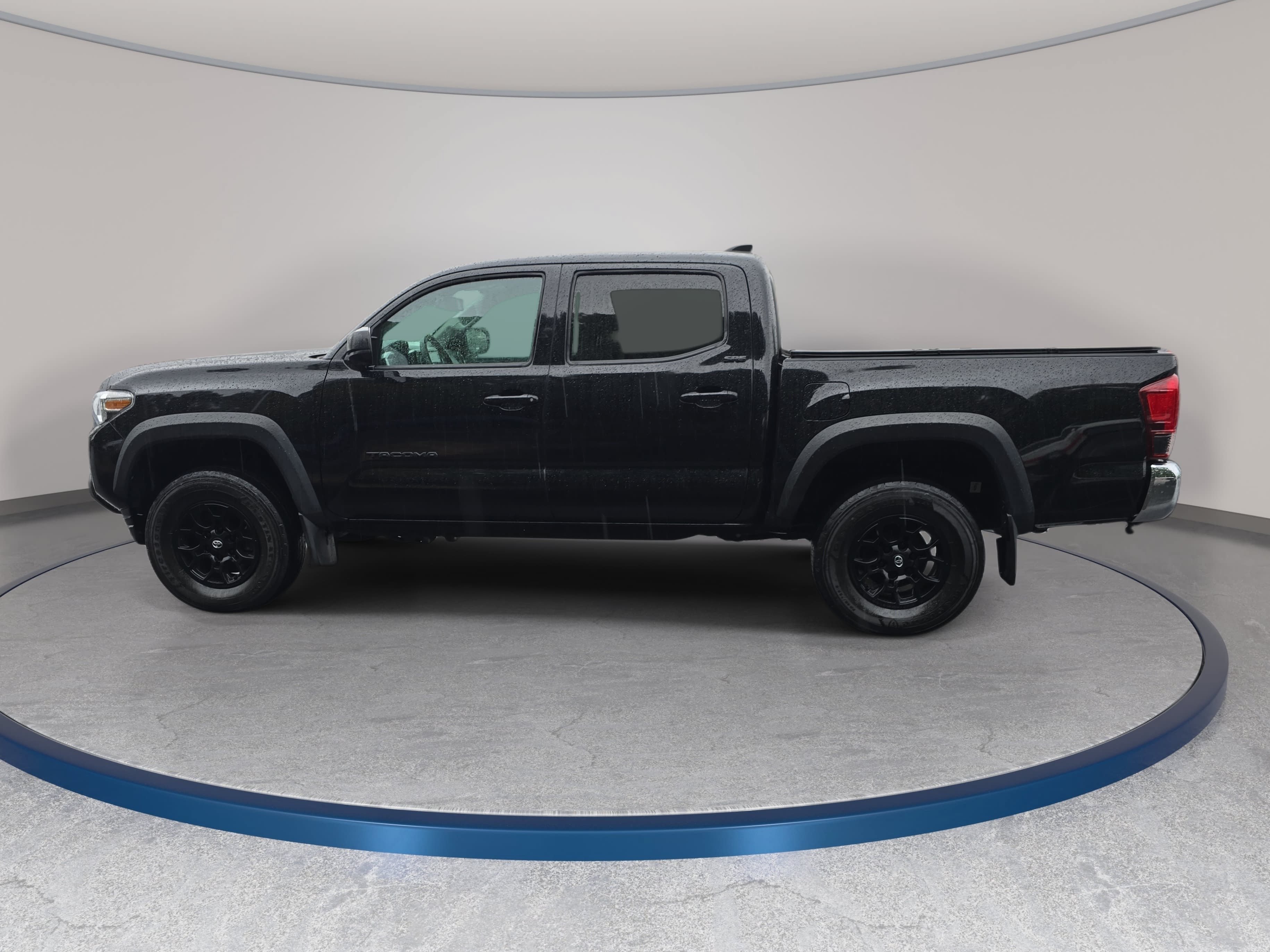 Used 2023 Toyota Tacoma SR5 w/ SX Package AWD/4WD image 8