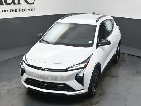 New 2027 Chevrolet Bolt RS w/ LPO, All-Weather Package FWD image 24