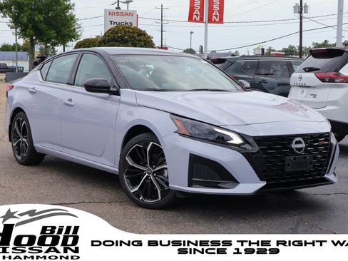 New 2026 Nissan Altima 2.5 SR FWD image 1