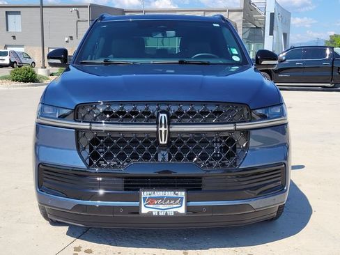 New 2027 Lincoln Navigator Reserve w/ Jet Appearance Package AWD/4WD image 5