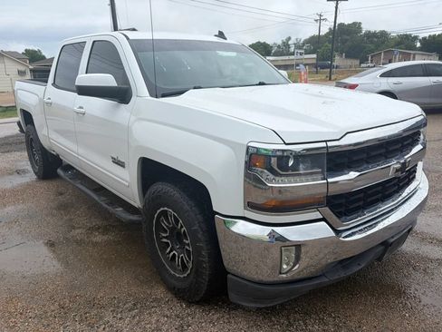 Used 2017 Chevrolet Silverado 1500 LT w/ Texas Edition RWD image 2