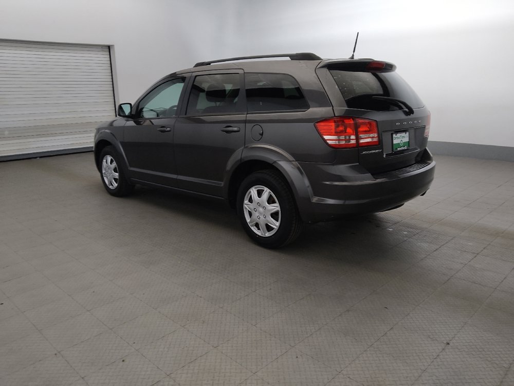 Used 2018 Dodge Journey SE FWD image 3