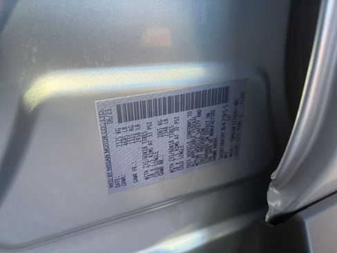 Used 2023 Nissan Rogue SV image 24