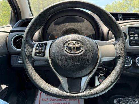 Used 2014 Toyota Yaris LE FWD image 22