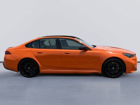 New 2027 BMW M5 w/ Executive Package AWD/4WD image 2