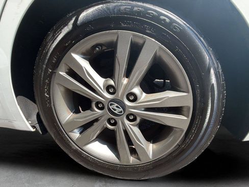 Used 2017 Hyundai Elantra Value Edition FWD image 24