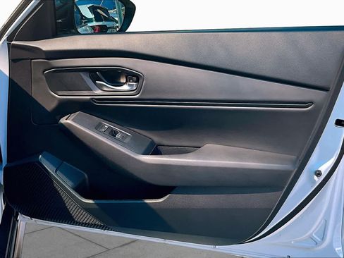 Used 2025 Honda Accord SE image 23