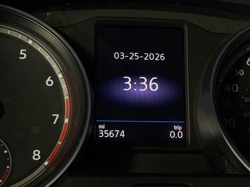 Used 2021 Volkswagen Atlas Cross Sport SE w/ 20" Black Wheels Package image 16