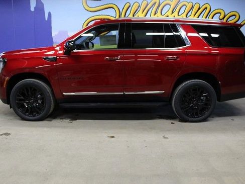 New 2026 GMC Yukon Elevation w/ Elevation Premium Package AWD/4WD image 8