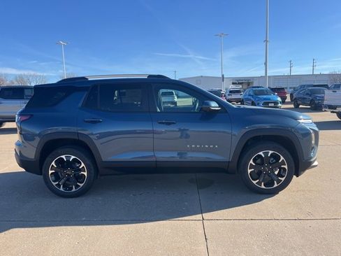 New 2026 Chevrolet Equinox LT w/ Convenience Package II image 2