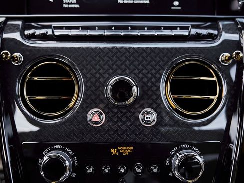 Used 2026 Rolls-Royce Cullinan Black Badge image 81