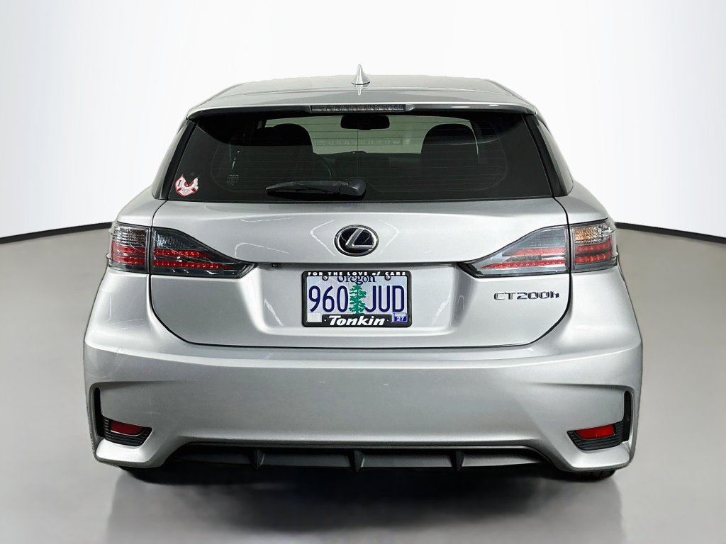 Used 2015 Lexus CT 200h w/ Seat Comfort Package FWD image 7