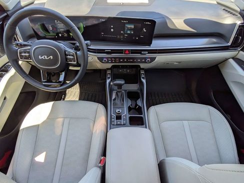 Used 2025 Kia Sorento S w/ Panoramic Sunroof Package FWD image 15