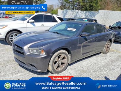 Used 2014 Dodge Charger SE w/ Sport Appearance Group