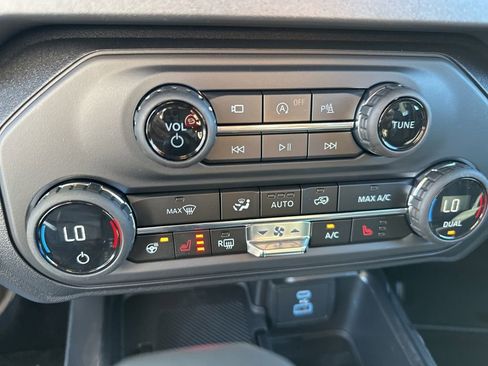 New 2025 Ford Bronco Outer Banks AWD/4WD image 28