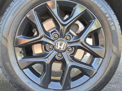 Certified 2024 Honda HR-V Sport image 12