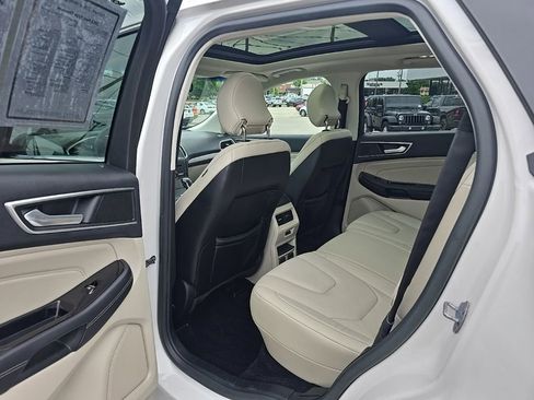 Used 2015 Ford Edge Titanium w/ Equipment Group 302A FWD image 22