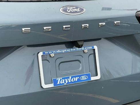 Used 2026 Ford Escape ST-Line w/ Tech Pack #1 image 9