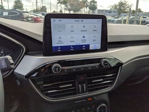 Certified 2022 Ford Escape SEL image 22