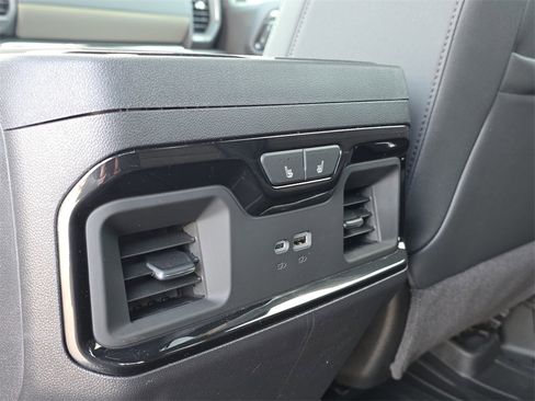 New 2026 Chevrolet Silverado 1500 ZR2 image 29