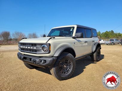New 2026 Ford Bronco Big Bend w/ Black Diamond Package