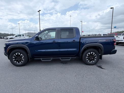 Used 2022 Nissan Frontier Pro-X RWD image 5