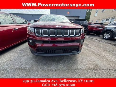 Used 2022 Jeep Compass Latitude AWD/4WD image 7