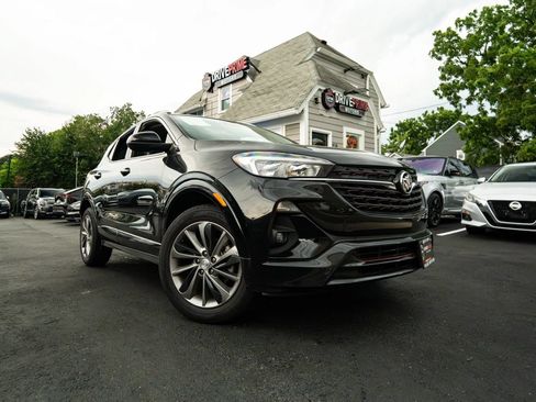 Used 2022 Buick Encore GX Select w/ Sport Touring Package AWD/4WD image 1