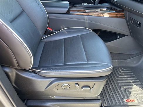 Certified 2023 Cadillac Escalade ESV Premium Luxury image 16