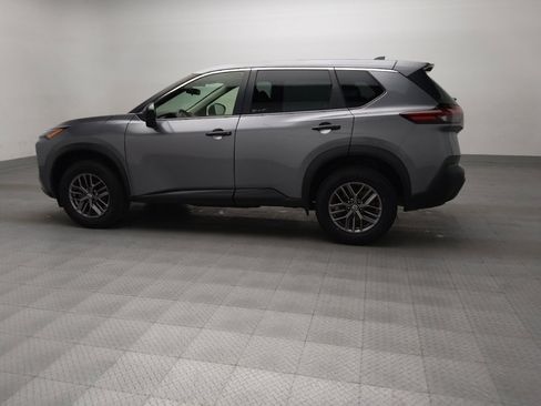 Used 2021 Nissan Rogue S image 3