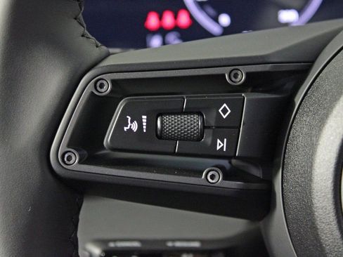 Certified 2025 Porsche Taycan AWD/4WD image 25