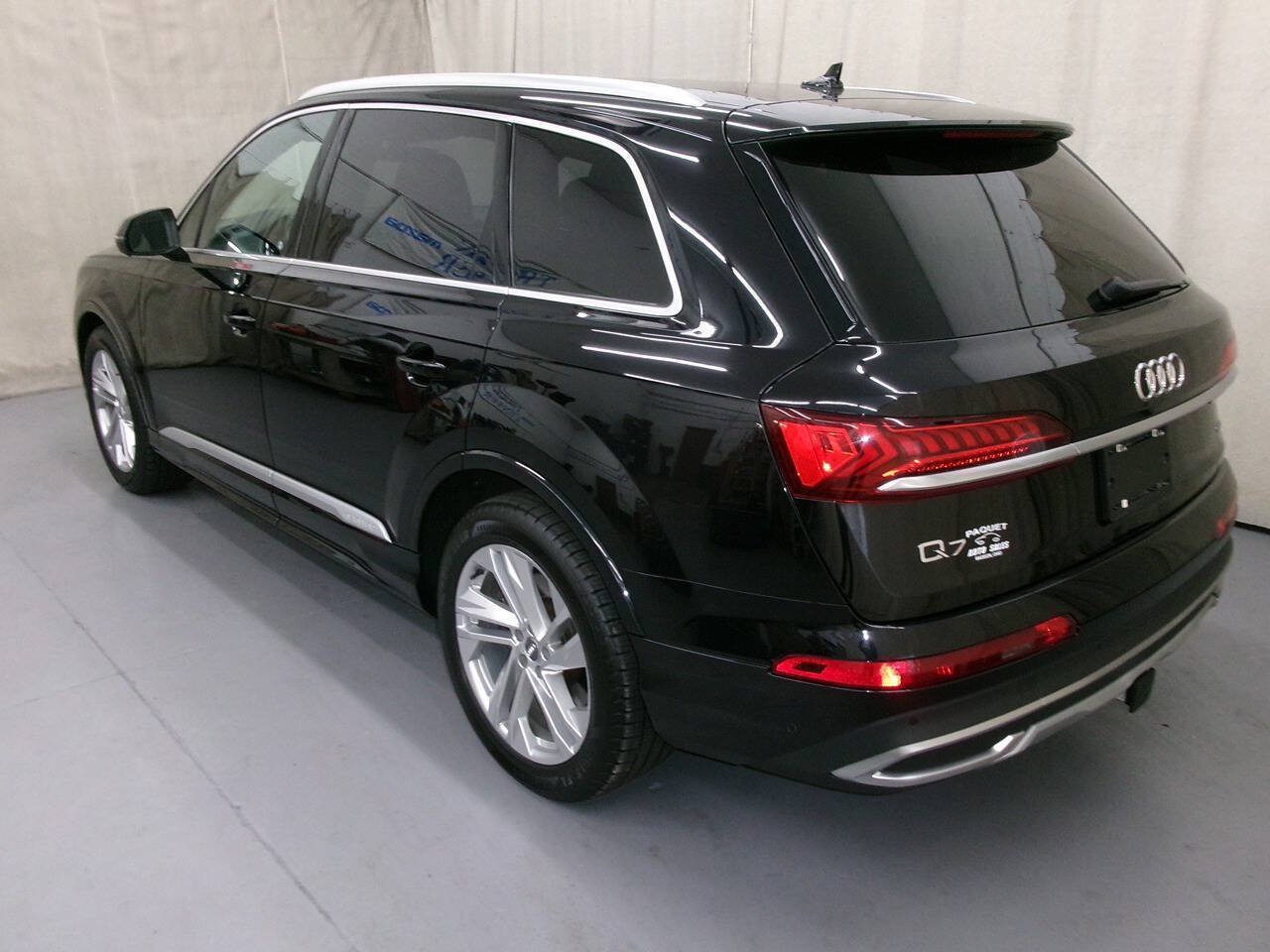 Used 2020 Audi Q7 3.0T Prestige w/ Prestige Package AWD/4WD image 4