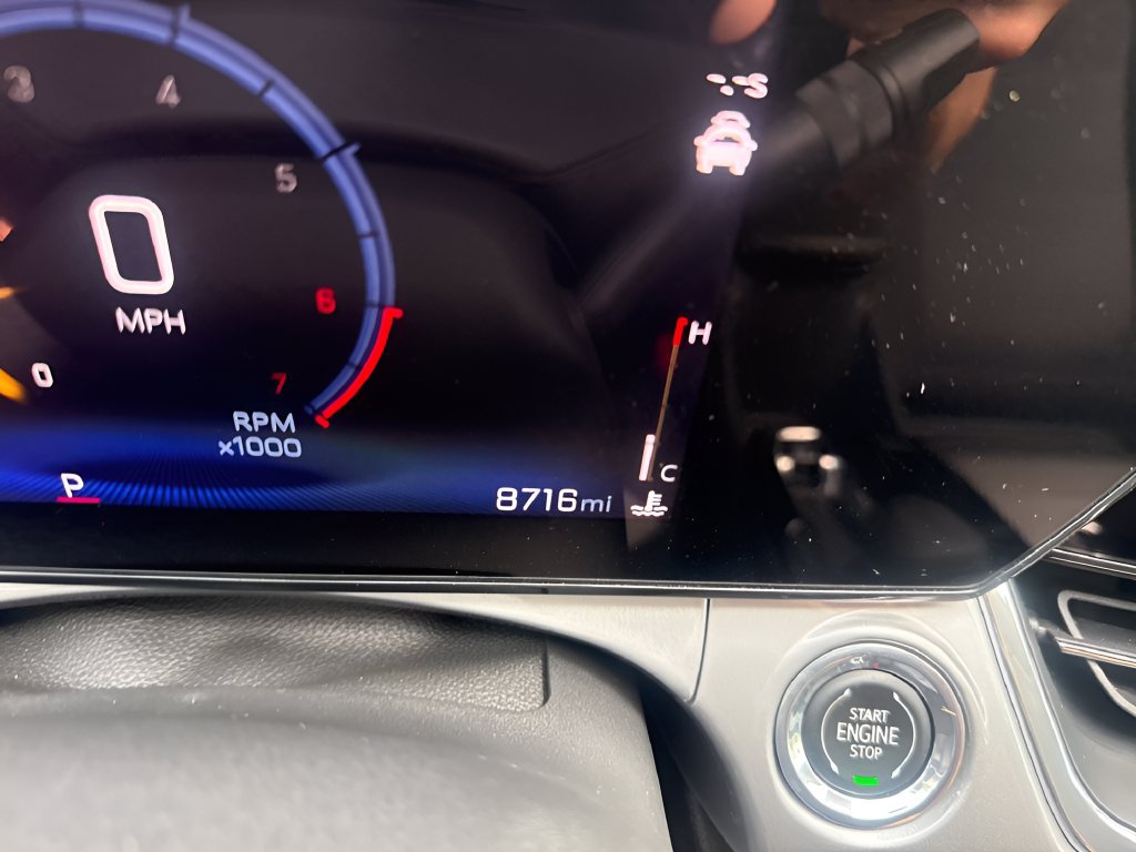 Used 2024 Chevrolet Trax LT FWD image 19